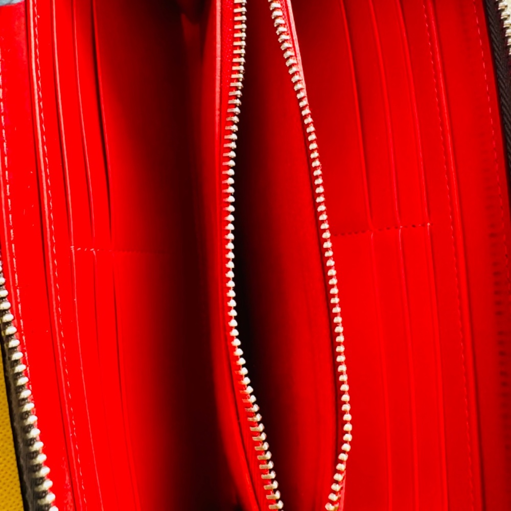 Wallet - Picture 7 of 13